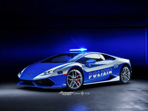 Lamborghini Huracan con la livrea della Polizia