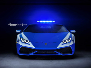 Lamborghini Huracan con la livrea della Polizia