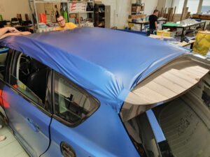 car wrapping ford s-max Oracal 970-196 night blue metallic matt guglielmi sportkit