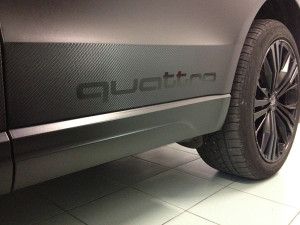AUDI Q5 - car wrapping totale nero opaco e dettagli nero carbonio avacars