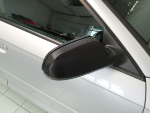 Audi A3 sportback personalizzata con pellicola nero carbonio e vetri oscurati posteriori