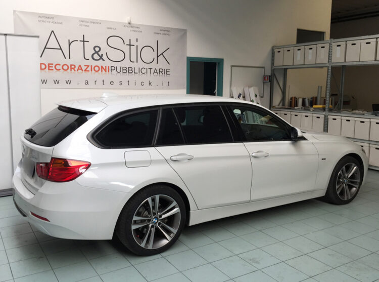 BWM serie 3 touring pellicola oscurata solare gradazione 20 thiene vicenza BWM serie 3 touring pellicola oscurata solare gradazione 20 thiene vicenza