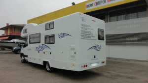 Camper Iveco - decorazione con grafiche personalizzate nuova camper marostica