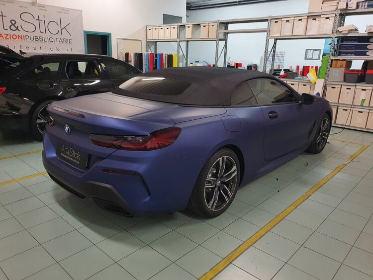 Car wrapping personalizzazioni BMW 840 avery oscuramento fari vetri