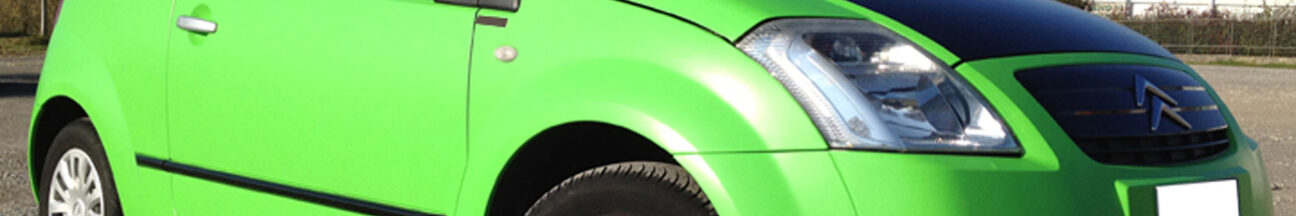 Citroen C2 verde tuning opaco e nero carbonio