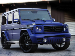 DBX Mercedes-Benz Classe G in blu metallizzato spazzolato