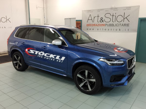 Decorazione Volvo XC90 aziendale con adesivi prespaziati stockli