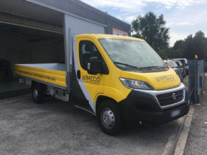 Decorazione fiat ducato cabinato pellicola cast car wrapping adesivi prespaziati imeco 2