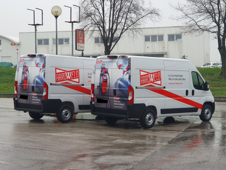 Decorazione flotte aziendali furgoni automezzi arroweld
