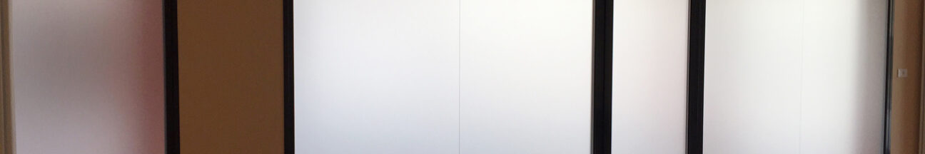 Decorazione-studio fisioterapia -pellicole-effetto-smerigliato 1