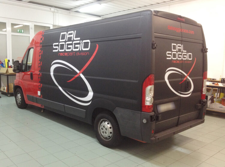 FIAT DUCATO car wrapping completo decorazione adesivi prespaziati plastidip