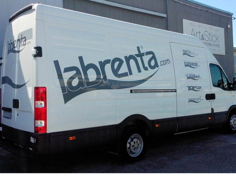 IVECO DAILY PASSO LUNGO - sdecorazione e decorazione