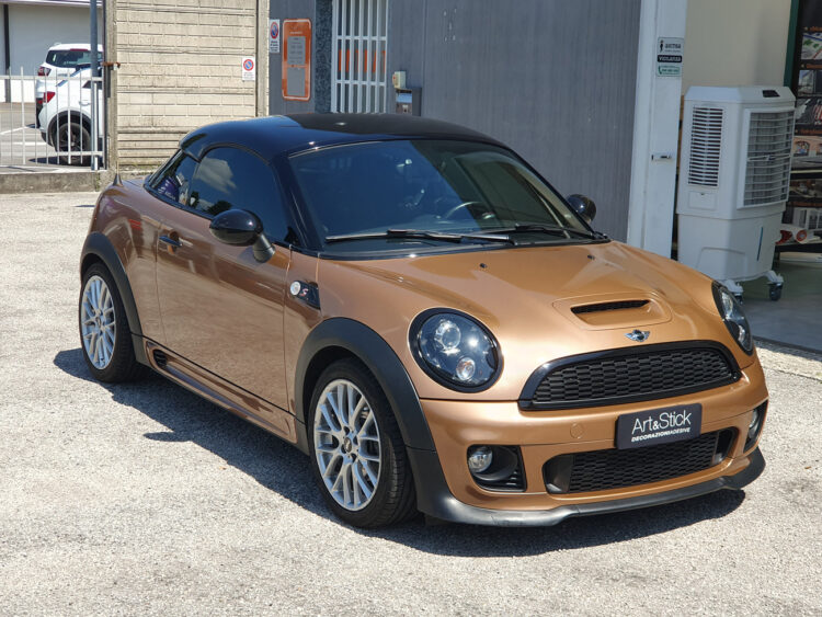 Mini Coupé Cooper S car wrapping dechrome oracal bronze antique nero lucido vetri oscurati 2