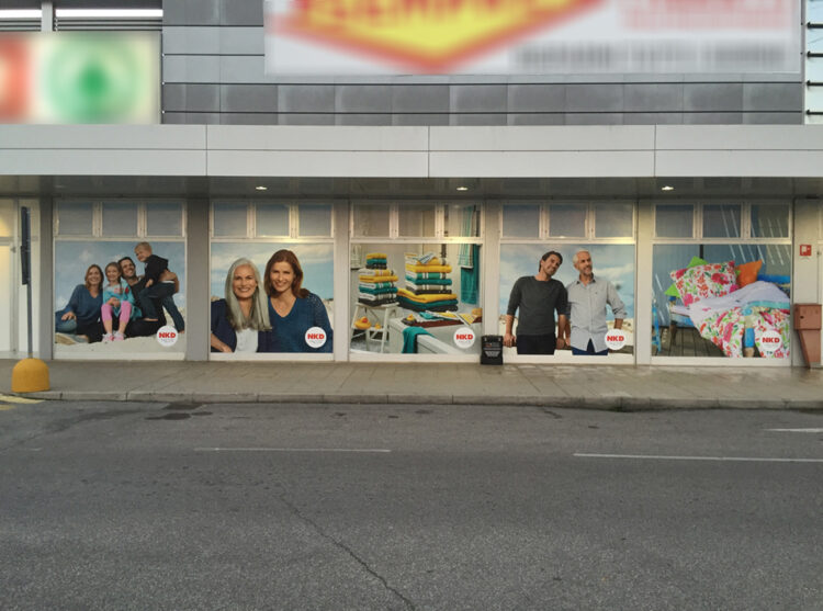 NKD ESTE decorazione con adesivi stampati in digitale insegna luminosa