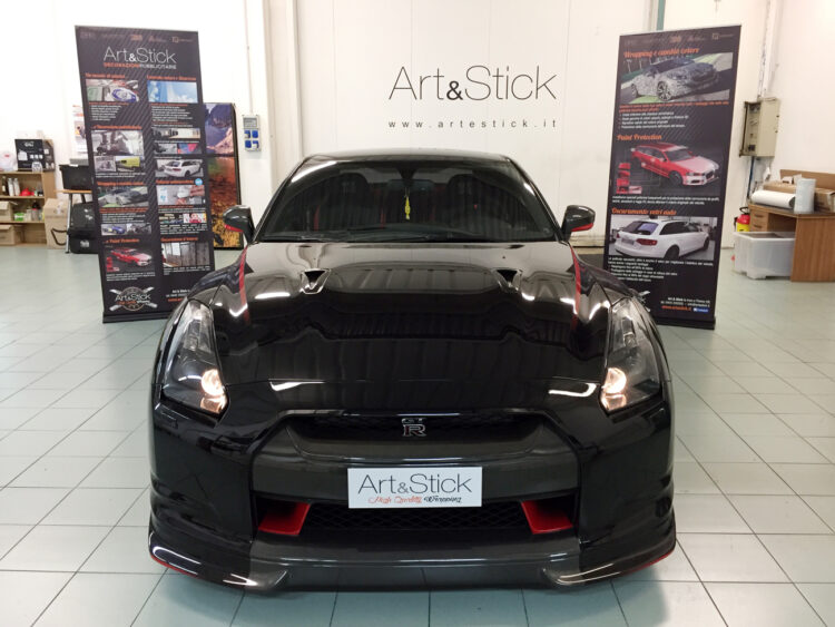 Nissan GT-R wrapping pellicola carbonio lucido carbon gloss sott elemento 6