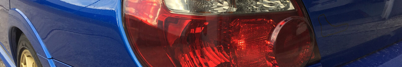 Oscuramento-e-protezione-fari-pellicola-oscurante subaru impreza posteriori