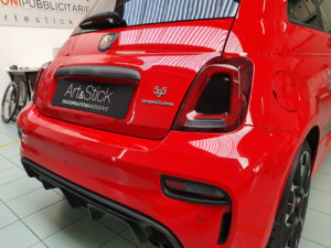 Oscuramento-protezione-fari-pellicola-oscurante abarth 595 posteriori