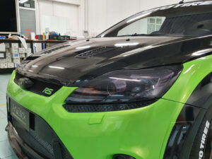 Oscuramento-protezione-fari-pellicola-oscurante-anteriori ford focus rs