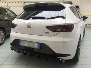 Oscuramento-protezione-fari-pellicola-oscurante-seat leon