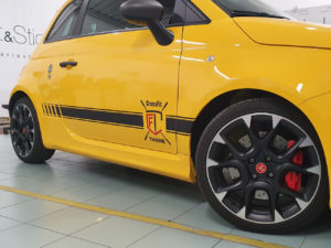 Personalizzazione Abarth 595 competizione fasce laterali crossfit thiene