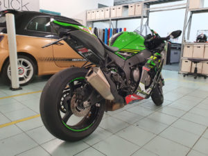 Personalizzazione Kawasaki Ninja livrea replica SBK