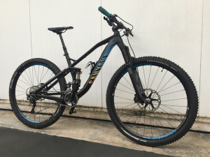 Personalizzazioni varie su bici 2 canyon