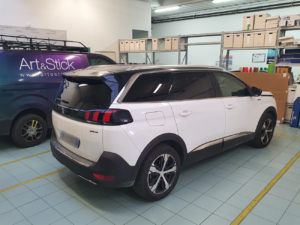 Peugeot 5008 pellicola oscurata gradazione 15 45 thiene vicenza