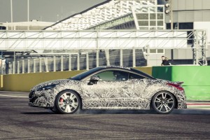 Peugeot RCZ R Prototype prototipo car wrapping swirl spyshots AutoMoto.it