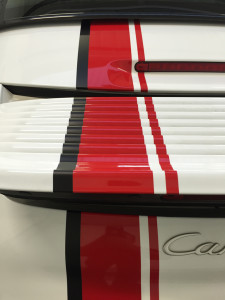 Porsche 911 personalizzata con fasce adesive verona