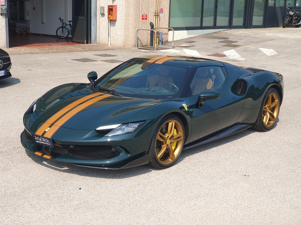 Protezione PPF antisasso livrea personalizzata Ferrari 296 GTB Assetto Fiorano