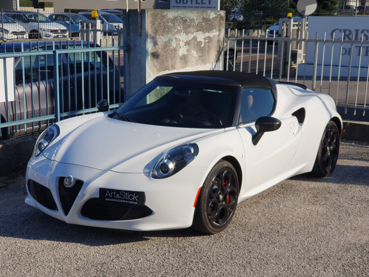 Protezione-PPF-antisasso-paint-protection-film-Alfa Romeo 4C spider