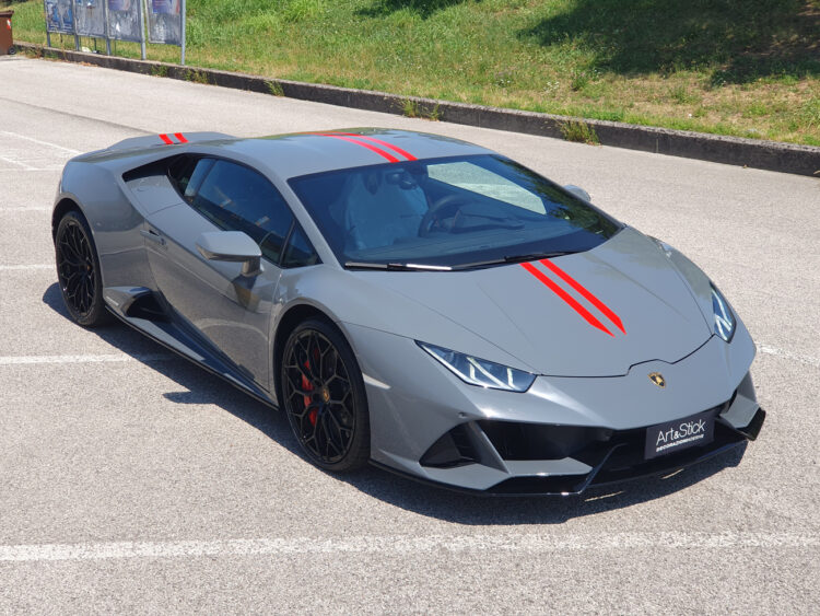 Protezione-PPF-antisasso-paint-protection-film-lamborghini huracan evo-stripes-personalizzazione