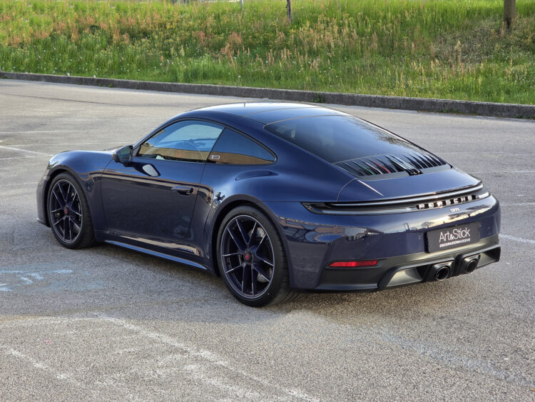 Protezione-PPF-antisasso-paint-protection-film-porsche 911 992 ferragamo blusogno