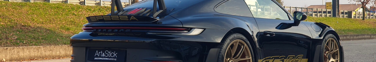 Protezione-PPF-antisasso-paint-protection-film-porsche 992 gt3 rs weissach-personalizzazione