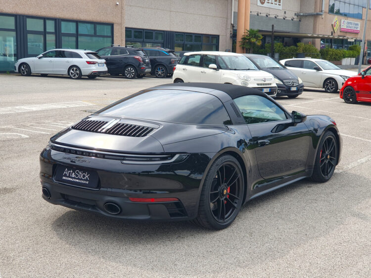 Protezione-PPF-antisasso-paint-protection-film-porsche 992 targa 4 gts