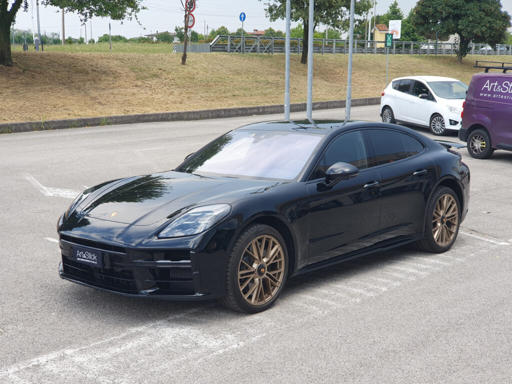 Protezione-PPF-antisasso-paint-protection-film-porsche panamera gts