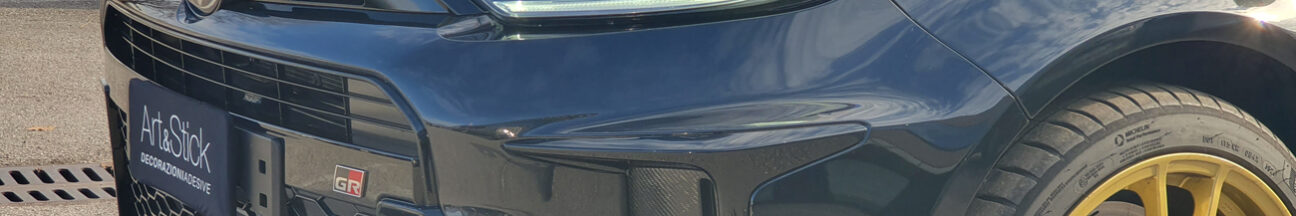 Protezione-PPF-antisasso-paint-protection-film-toyota-gr-yaris tetto carbonio