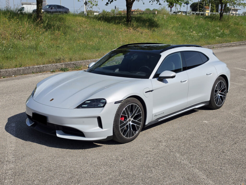 Protezione-PPF-antisasso-porsche taycan sport turismo