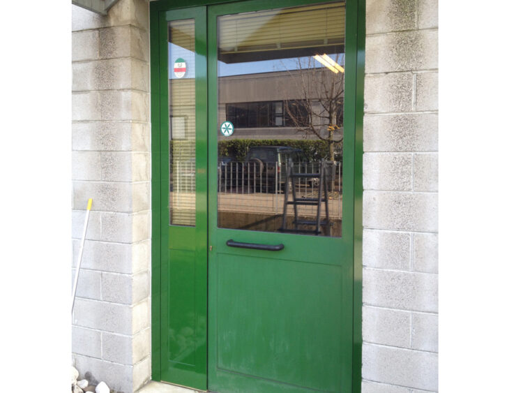 Ristrutturazione vecchio serramento porta