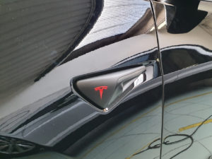 Rivestimento cromature tesla model 3 pellicola nera opaca car wrapping thiene vicenza