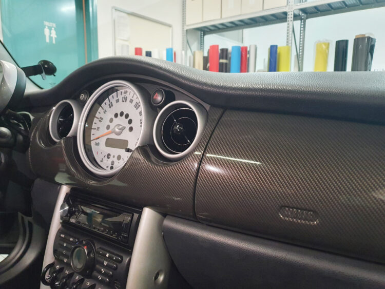 Rivestimento interni mini cooper s pellicola effetto carbonio lucido