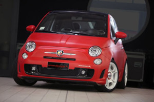 Romeo Ferraris Abarth 500 in carbonio