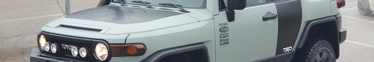 Toyota Land Cruiser FJ car wrapping Lunar Rock satin