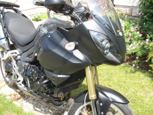 TRIUMPH TIGER 1050 - bike wrapping totale nero opaco e carbonio avacars, rignic, rigoni+nicoli, rig+nic, thiene, vicenza
