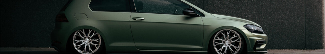 Volkswagen Golf-car-wrapping-apa Satin Metal Millennium Jade