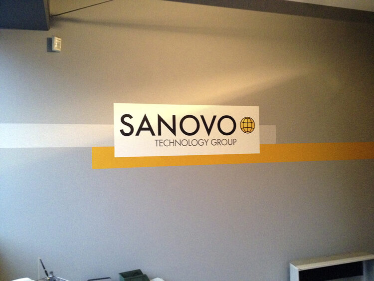 Decorazione pareti con adesivi wall stampati