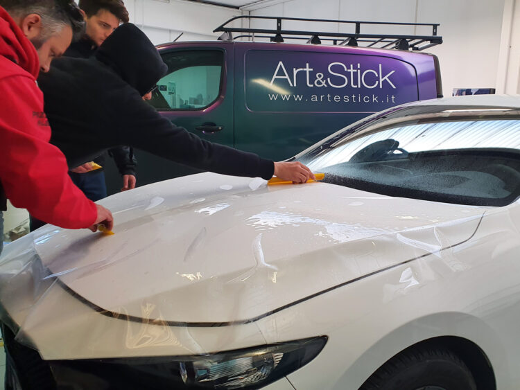 applicazione protettivo trasparente bodyfence mazda 3