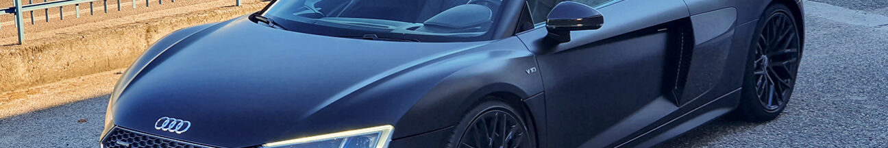 audi r8 car wrapping completo pellicola Avery Supreme Film nero satinato dettagli carbonio lucido