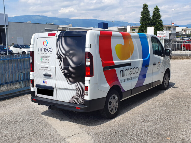 decorazione-furgone-automezzo-stampa-digitale-nimaco