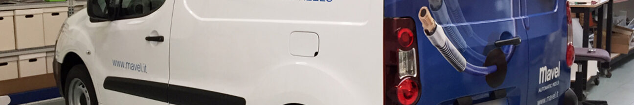 decorazione furgone aziendale adesivi prespaziati wrapping mavel